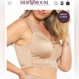 Ahh Pin up lace leisure bra with removable pads NWT